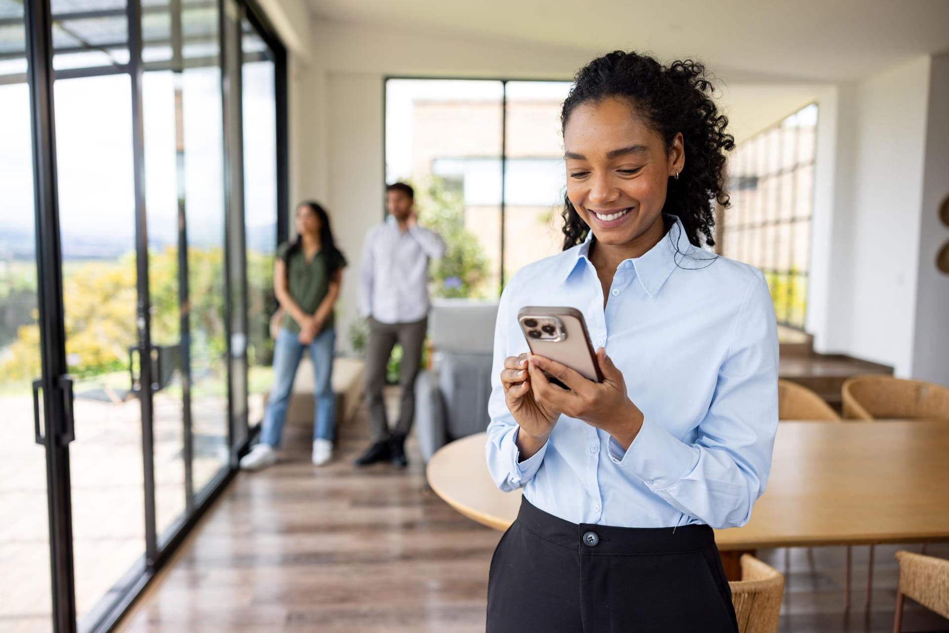 WhatsApp Scheduling for Real Estate Agents: The Complete Playbook